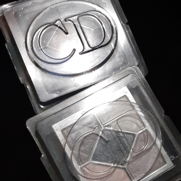 DIOR Eyeshadow Palette - Picture 6 of 8